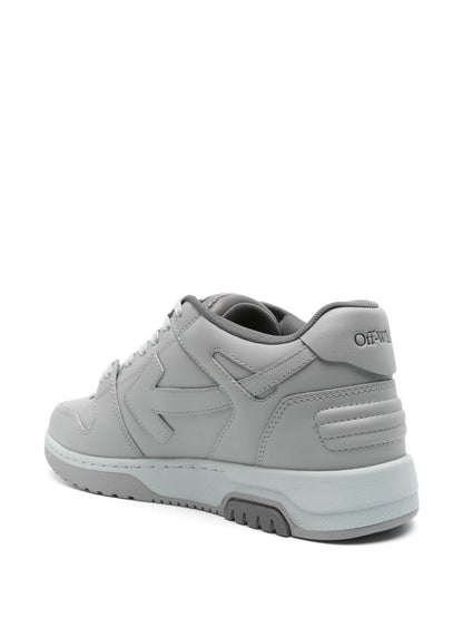 Off-White baskets Out of Office